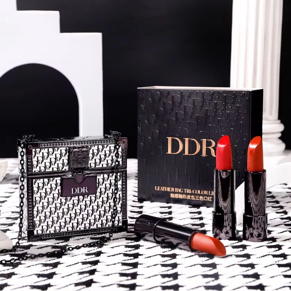 Women's Lipstick Set -Three color..